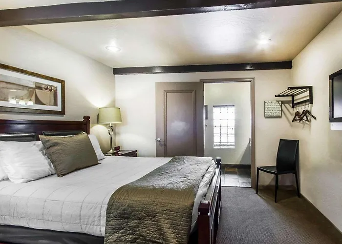 Hotel Rodeway & Downtowner-rte 66 4*