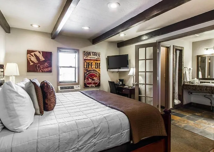 Rodeway & Downtowner-rte 66 Hotel